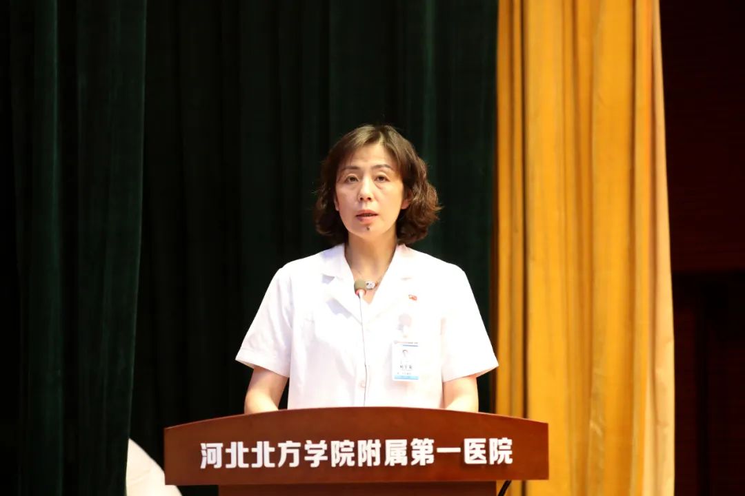 杨宇英.jpg